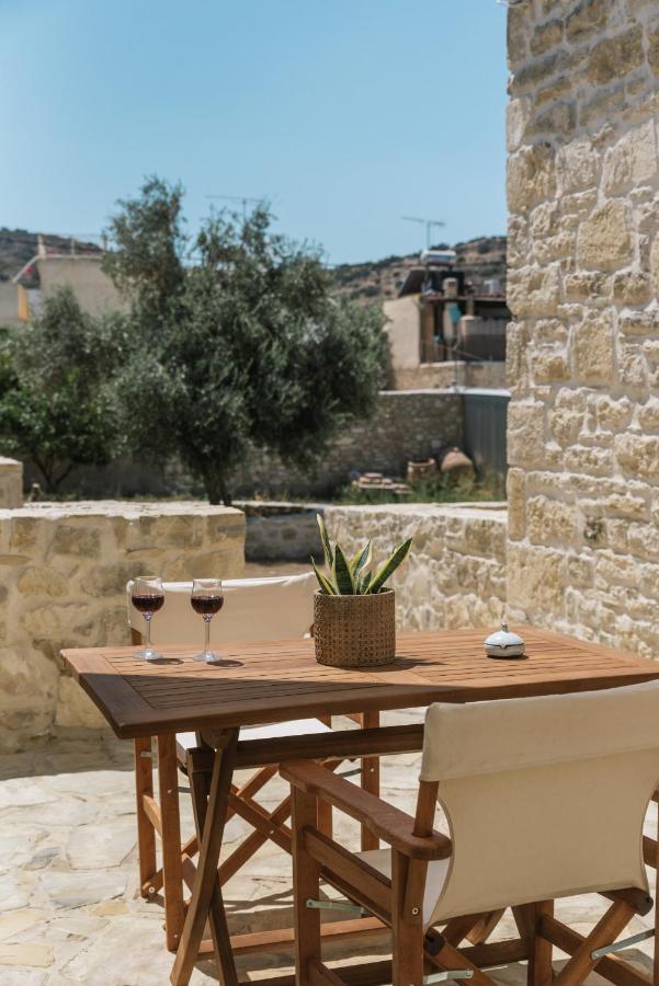 Papadia Luxury Apartments Pitsidia Extérieur photo