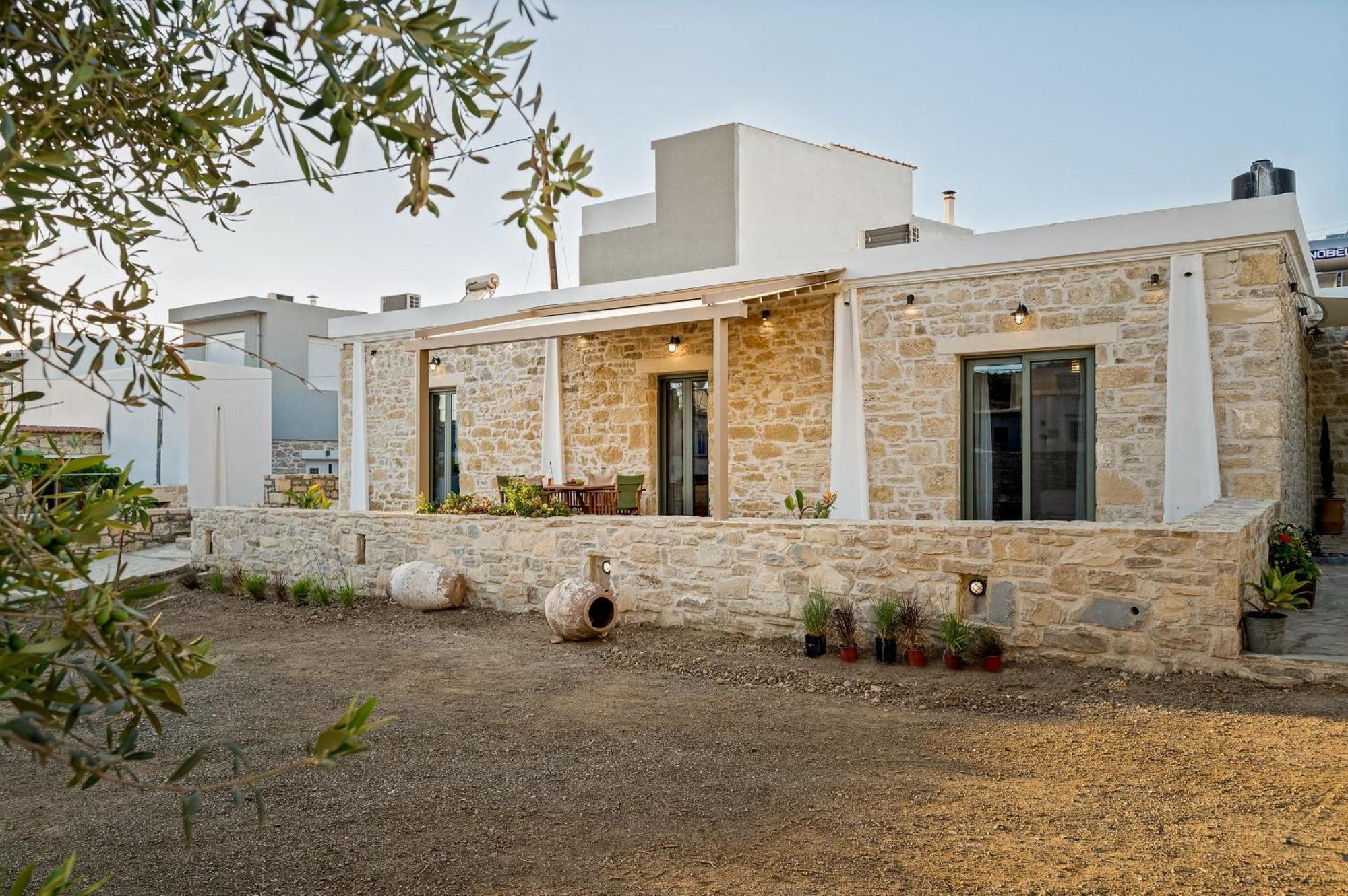 Papadia Luxury Apartments Pitsidia Extérieur photo