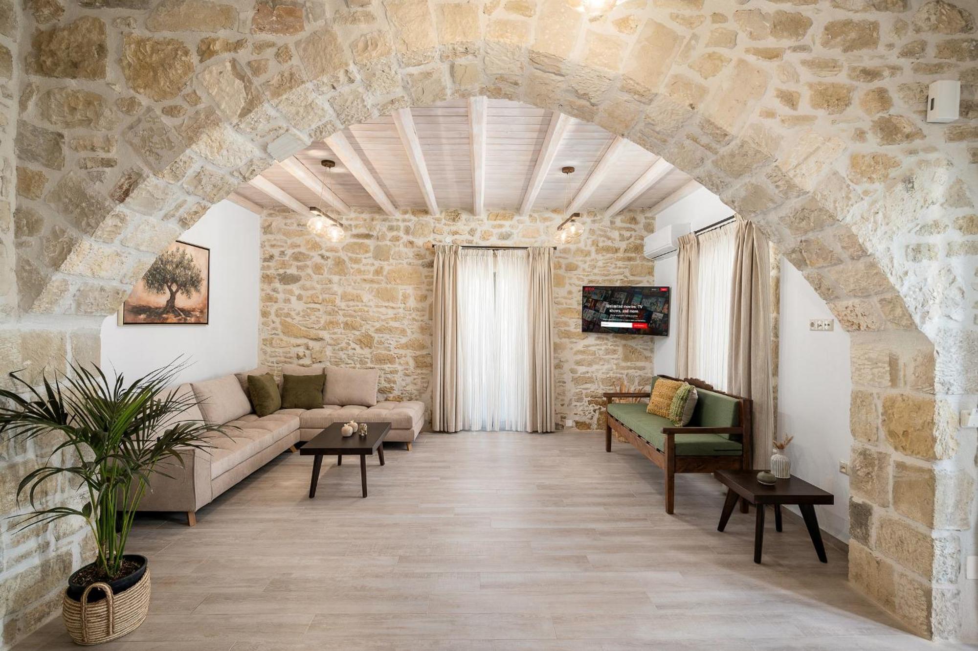 Papadia Luxury Apartments Pitsidia Extérieur photo